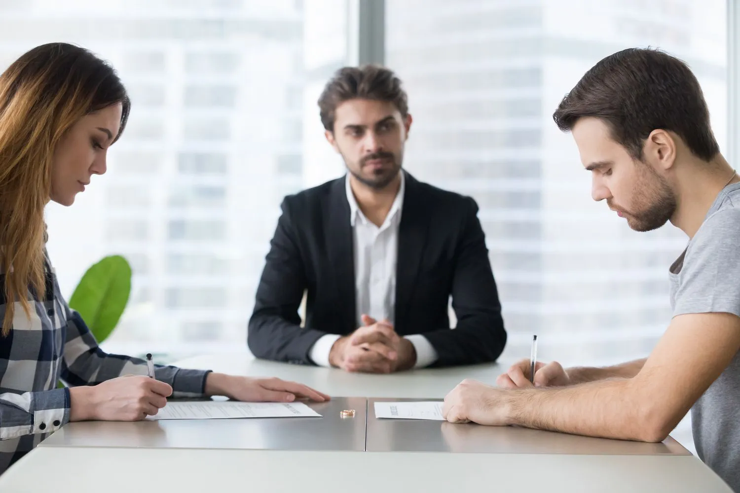 How EH Mediation Guides Couples Toward Fair and Balanced Outcomes Buxton